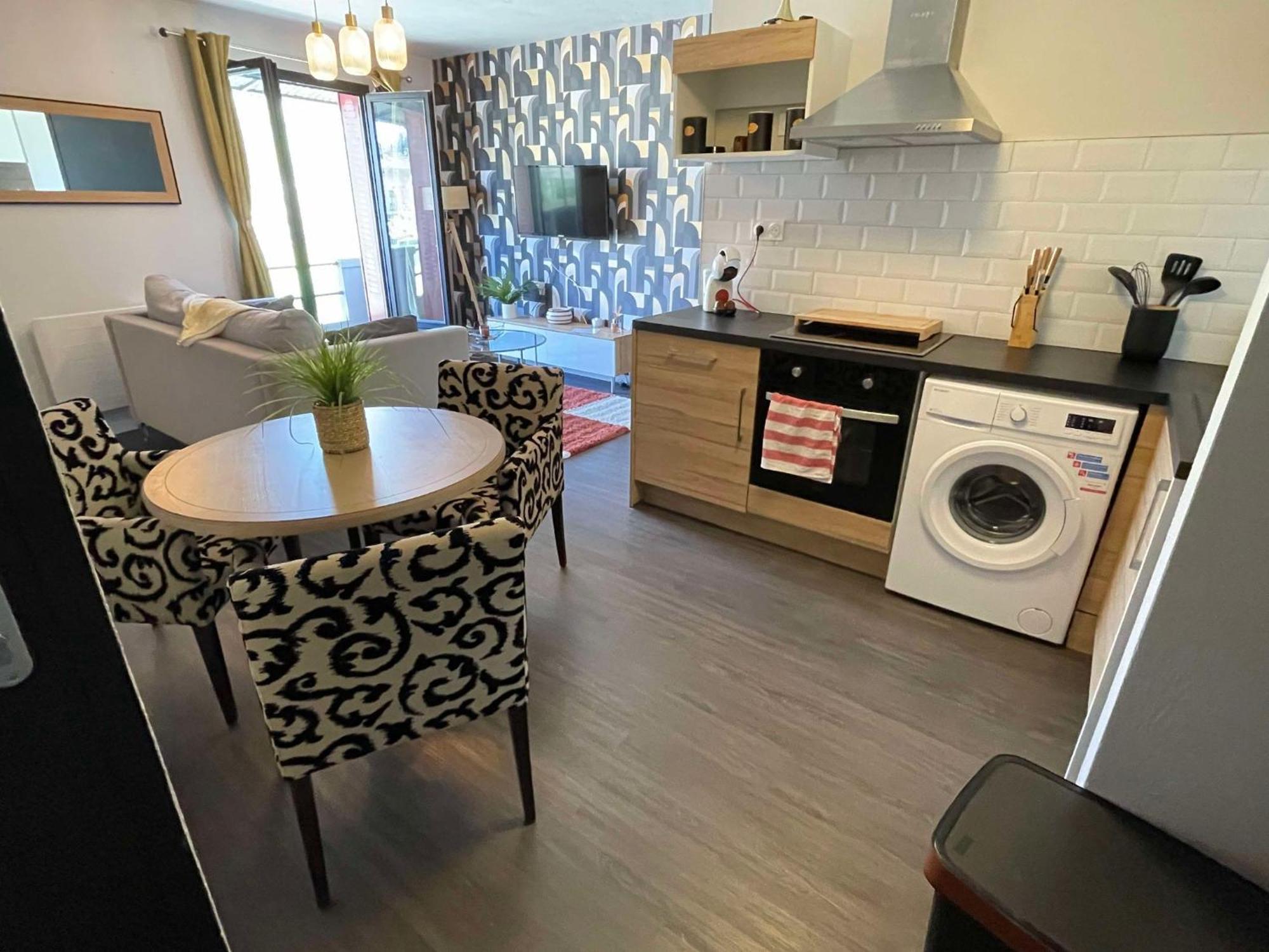 Appartement T2 Foirail Etage